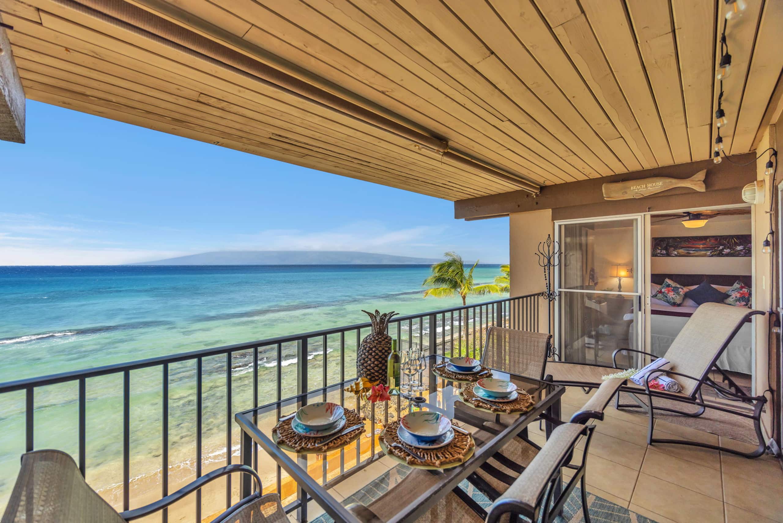 Condo in Lahaina · ★4.67 · 2 bedrooms · 4 beds · 2 baths - Image 1