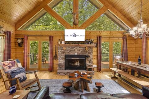 Real Log-Refuge-40acres Secluded- Car Charger