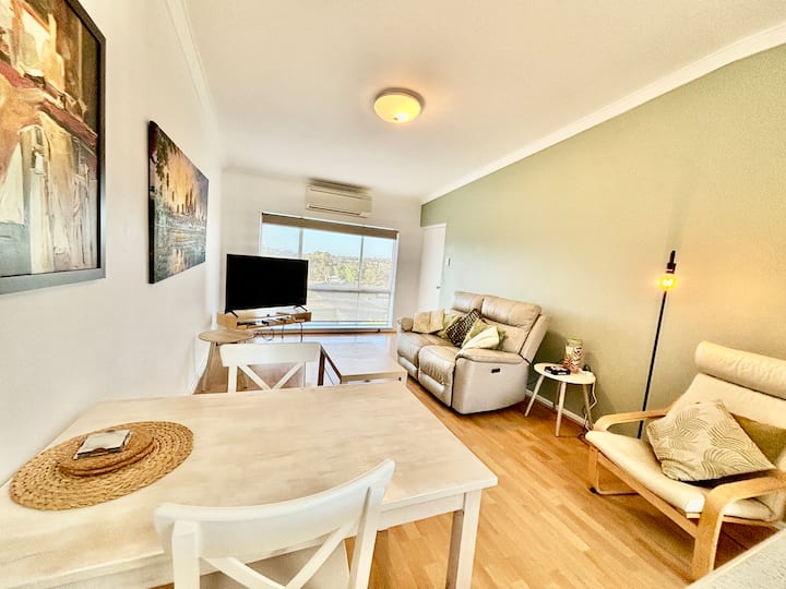 Scarborough Beach 1br · Acacia Coastal Escape - Perth