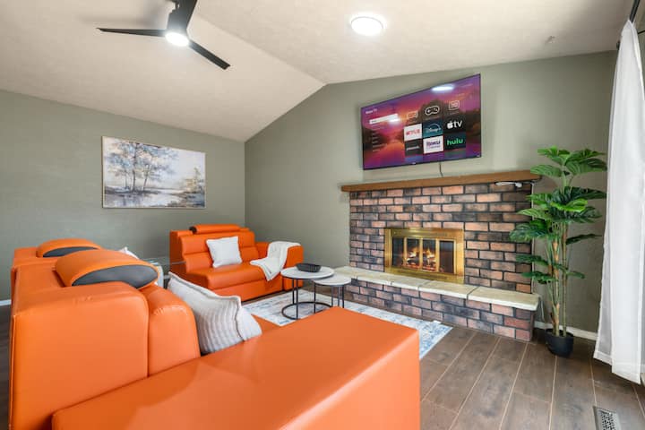 5br Furnished | Insurance Ready | 7 Beds - Rockford