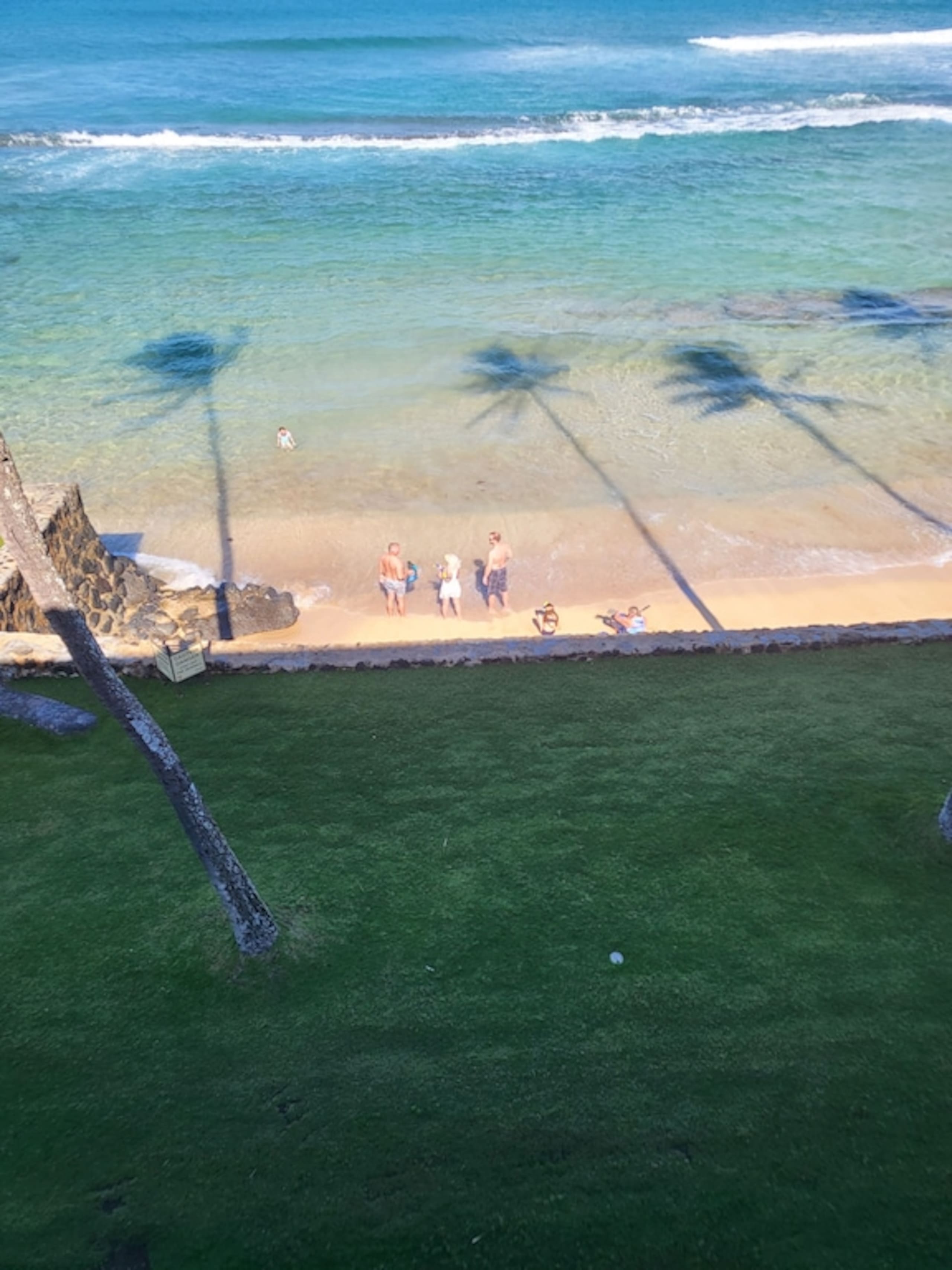 Condo in Lahaina · ★4.76 · 3 bedrooms · 7 beds · 3 private baths - Image 37