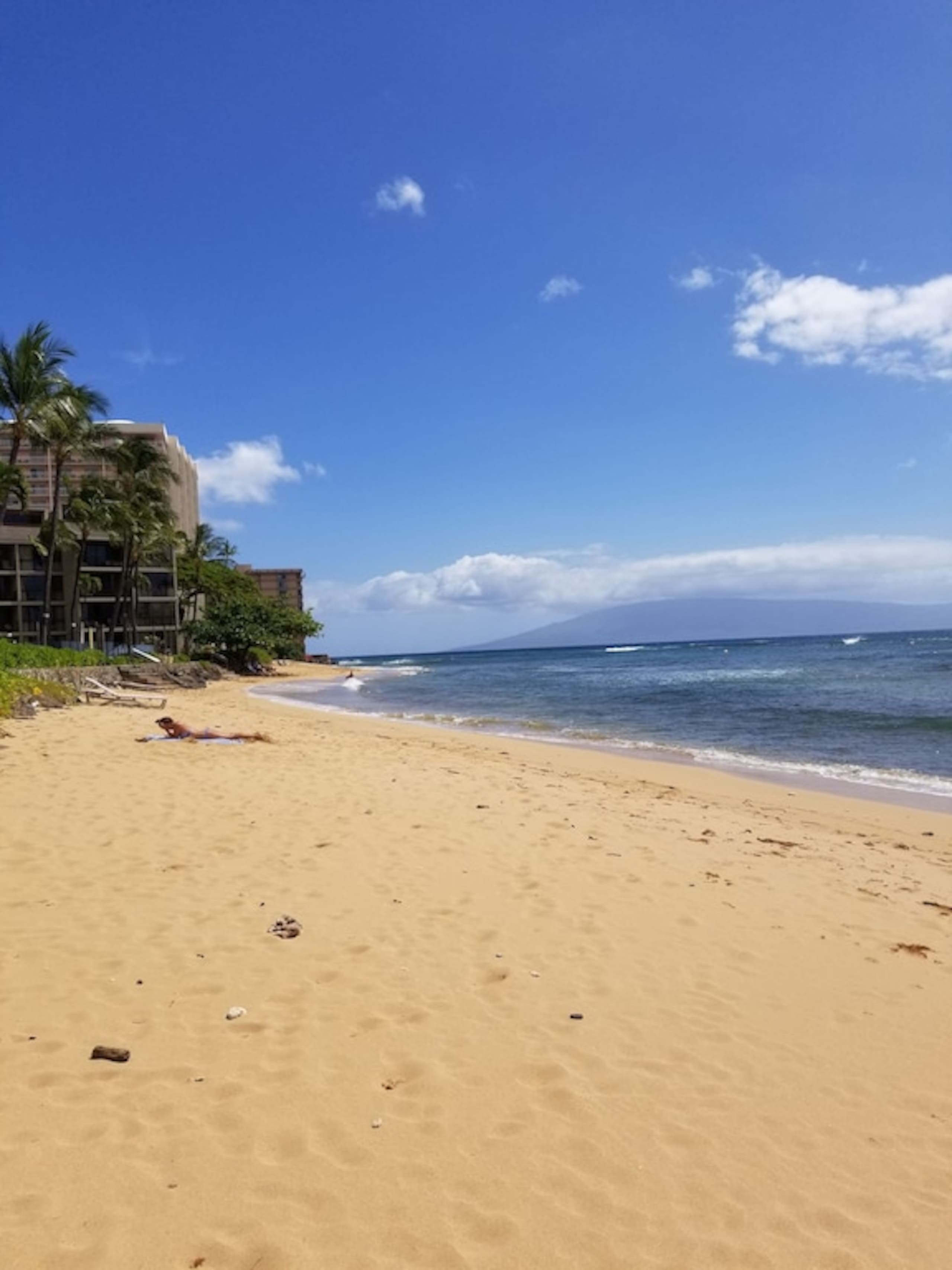 Condo in Lahaina · ★4.76 · 3 bedrooms · 7 beds · 3 private baths - Image 30