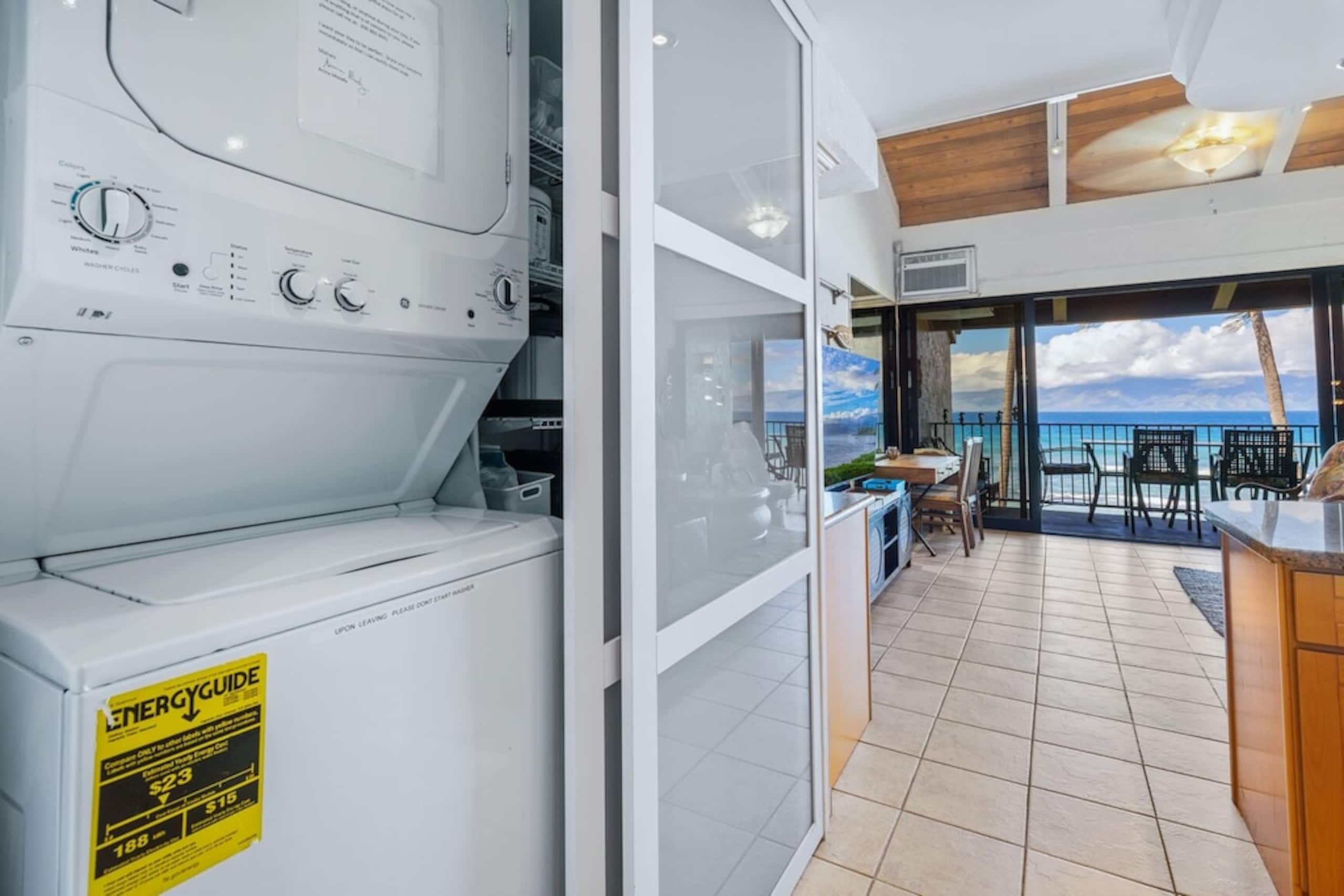 Condo in Lahaina · ★4.76 · 3 bedrooms · 7 beds · 3 private baths - Image 23