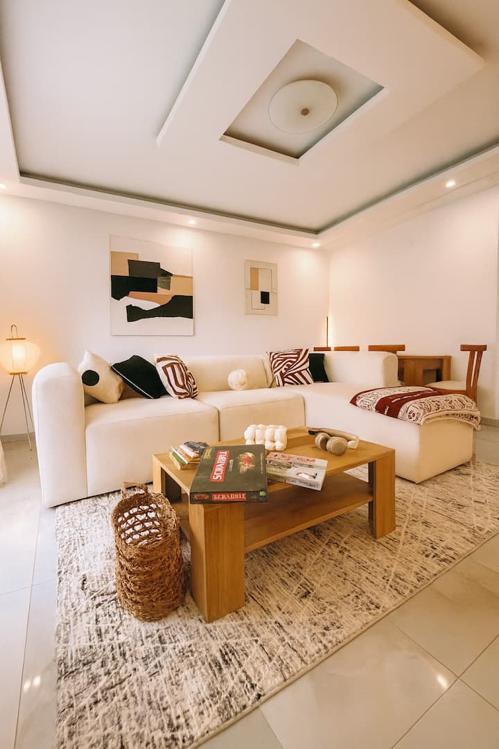 Elegant 2br W/ Pool In Riviera 2 | Wifi Parking - Abidjan