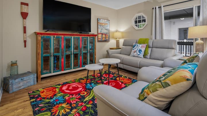 Seashell 20 In Indian Shores: Coastal Comfort - Indian Rocks Beach, FL