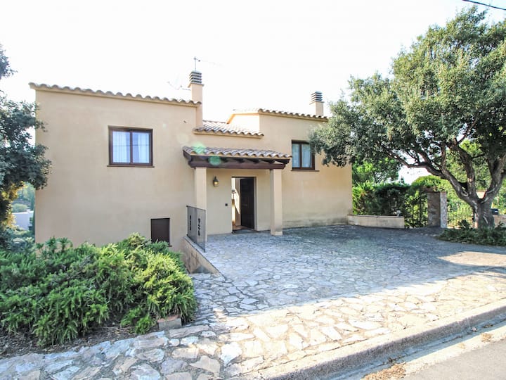 Cala Moreta By Interhome - Sa Riera