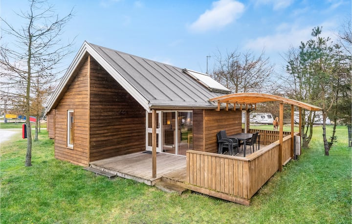 Stunning Home In Hanstholm With Wifi - Klitmøller