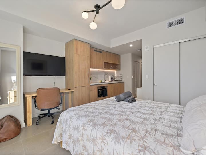 Luxury Studio In The Crosby #502 - Miami