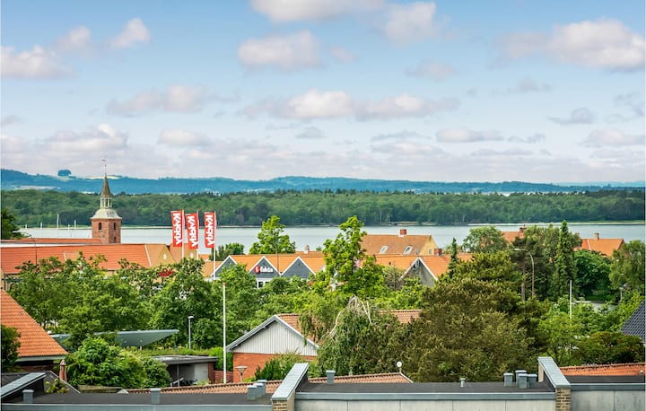 1 Bedroom Awesome Apartment In Ebeltoft - Ebeltoft