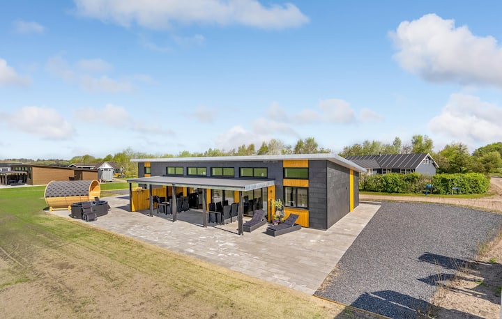 Amazing Home In Hadsund With Sauna - デンマーク