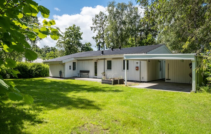 Beautiful Home In Hadsund With Sauna - Denmark