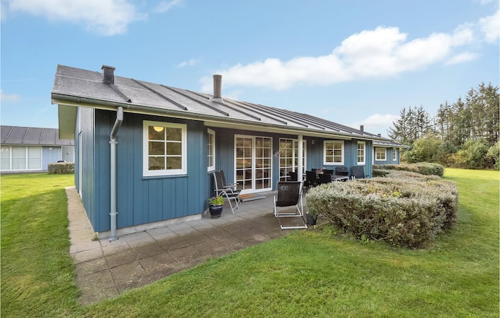 3 Bedroom Beautiful Home In Nørre Nebel - Nymindegab