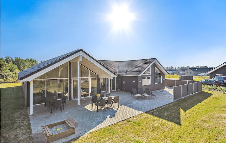Stunning Home In Nørre Nebel With Sauna - Denmark
