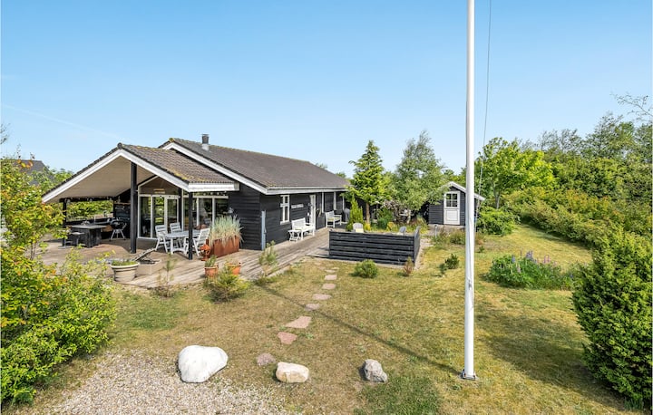 Amazing Home In Tarm With Kitchen - Denmark