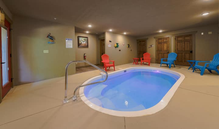 Lap Of Luxury Stunning 6br Chalet W/ Indoor Pool - Gatlinburg, TN