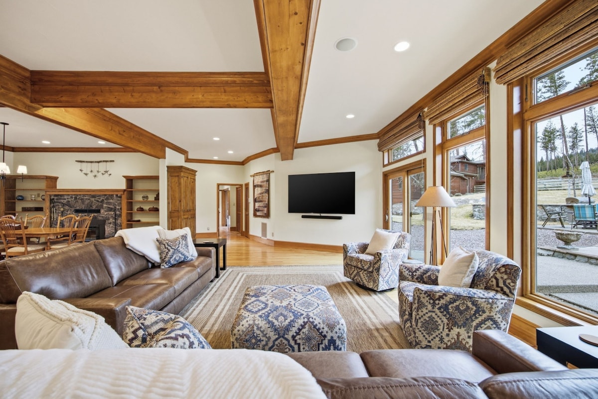 Roaring Lion Abode - Houses for Rent in Ravalli County, Montana, United ...
