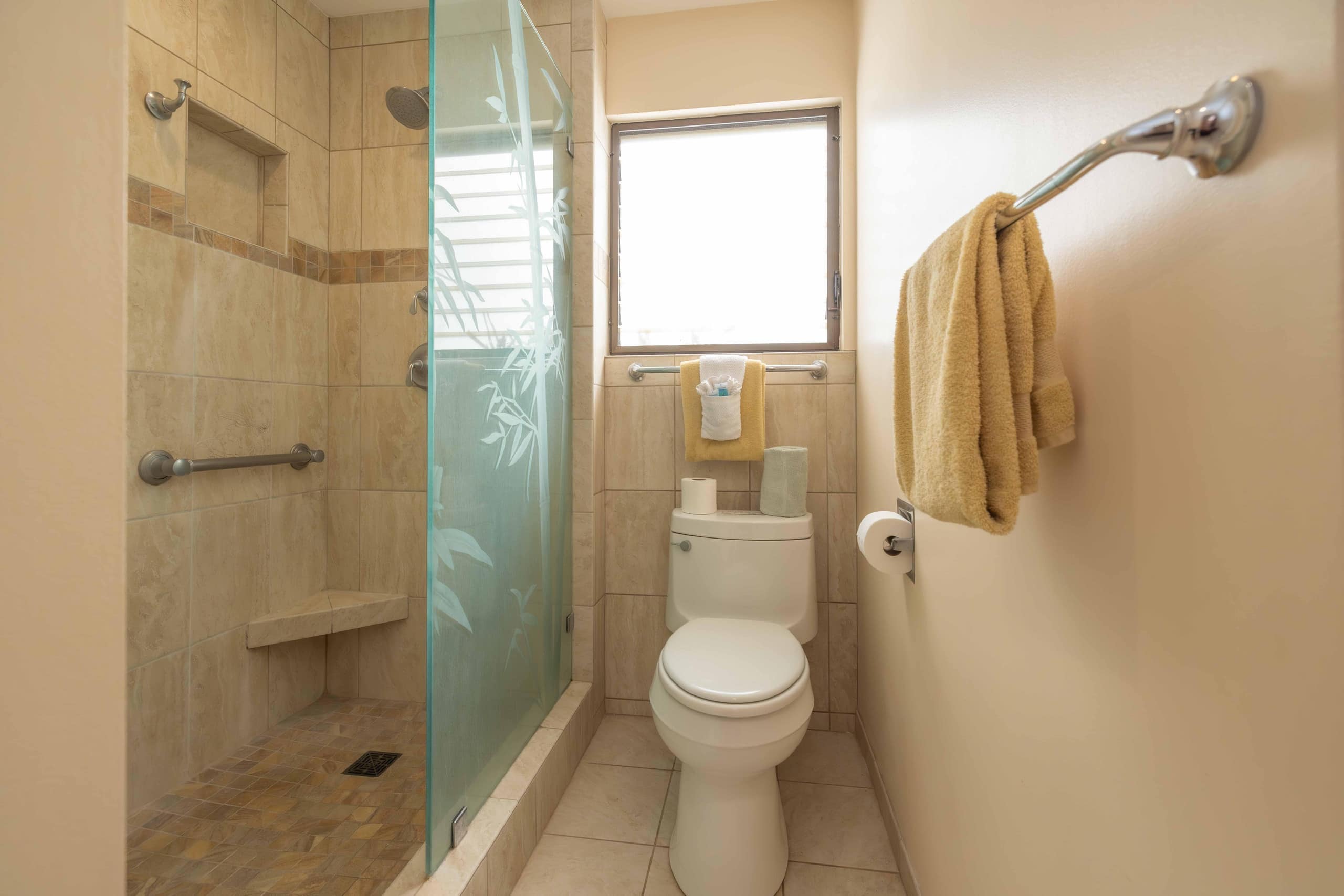 Condo in Kihei · ★4.63 · 1 bedroom · 2 beds · 2 baths - Image 13