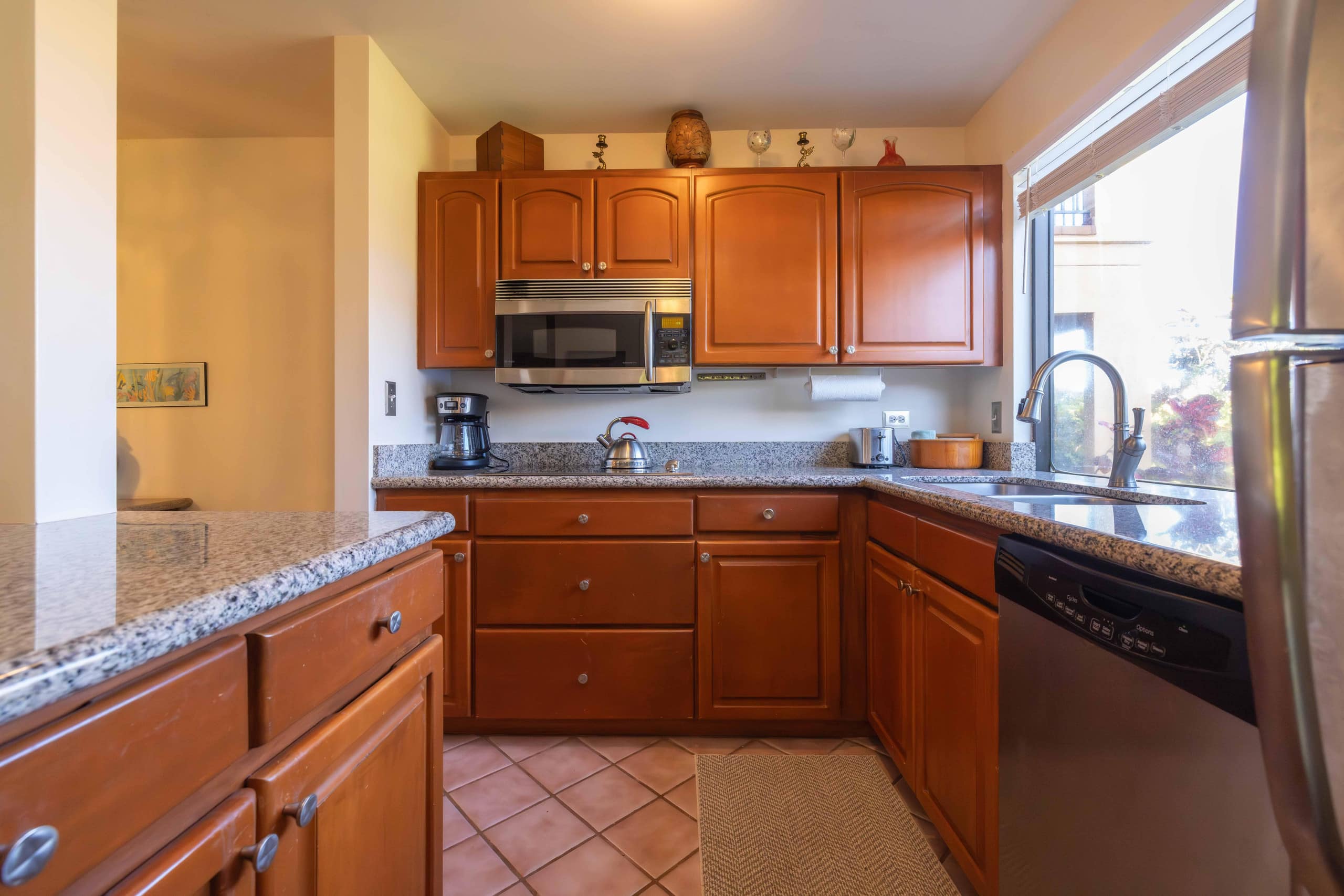 Condo in Kihei · ★4.63 · 1 bedroom · 2 beds · 2 baths - Image 11