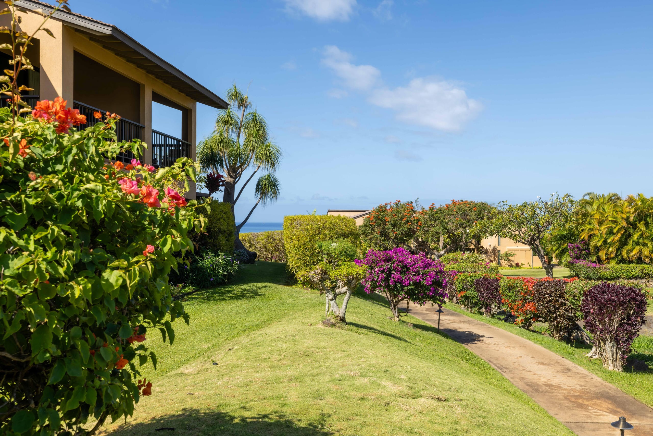 Condo in Kihei · ★4.63 · 1 bedroom · 2 beds · 2 baths - Image 9