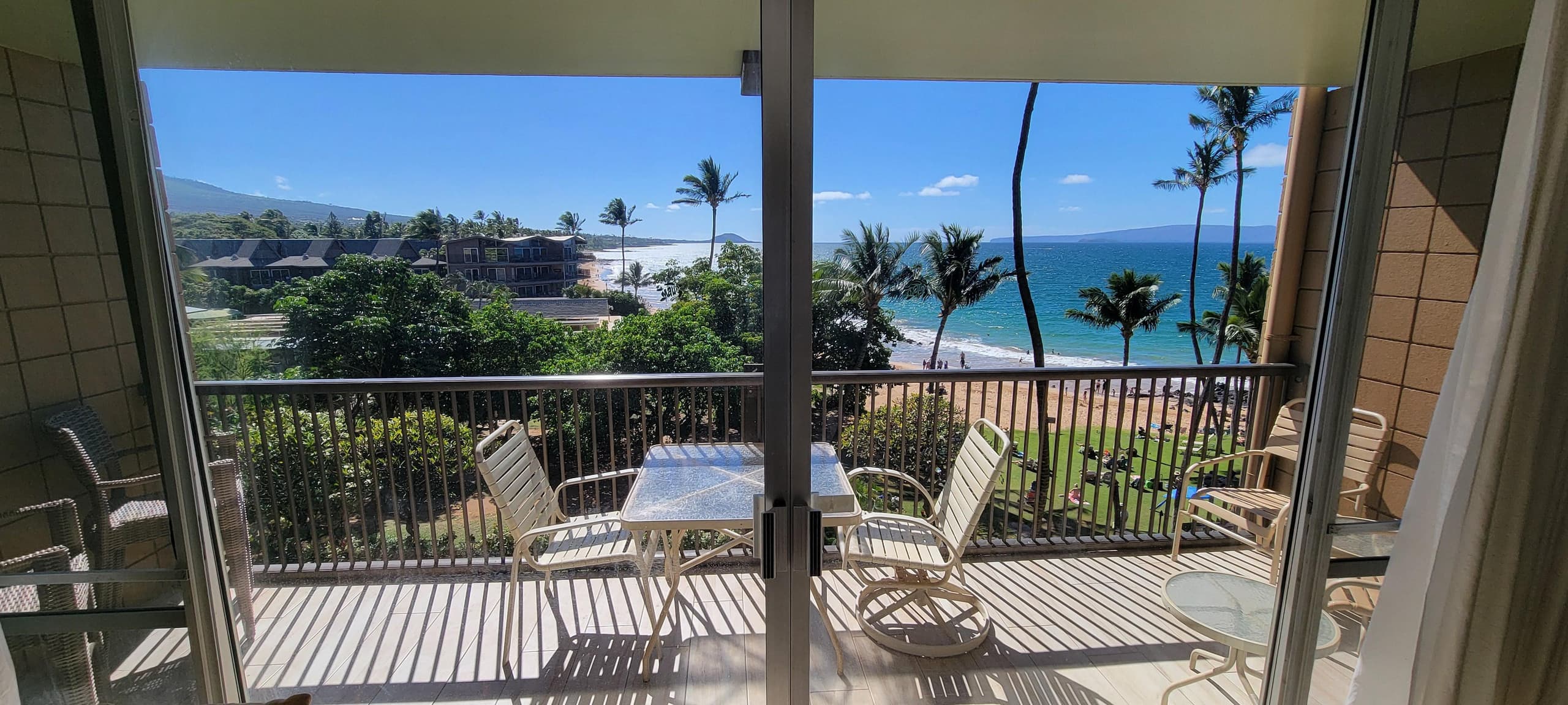 Condo in Kihei · ★4.6 · 2 bedrooms · 2 beds · 2 baths - Image 2