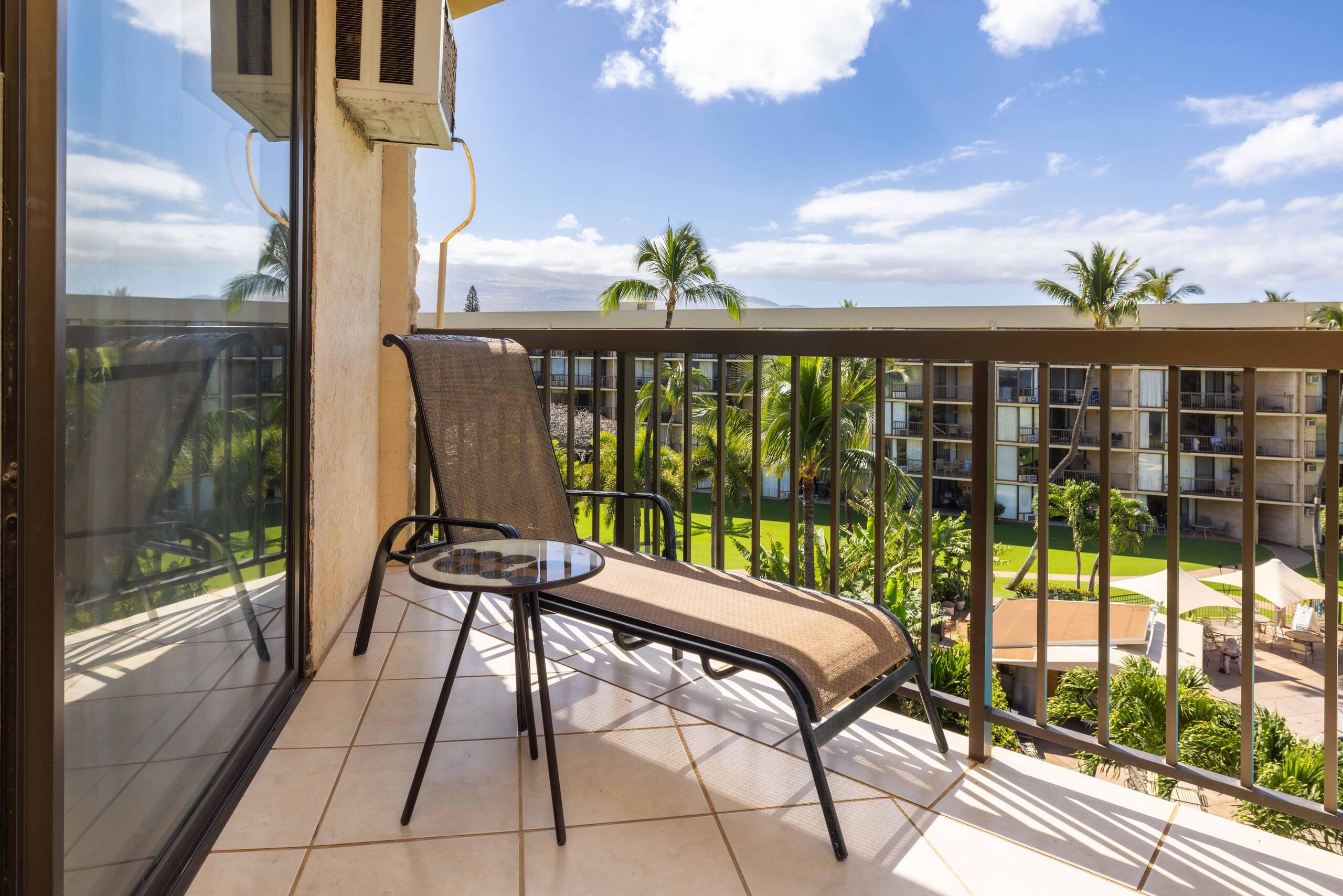 Condo in Kihei · ★4.71 · 2 bedrooms · 4 beds · 2 shared baths - Image 40