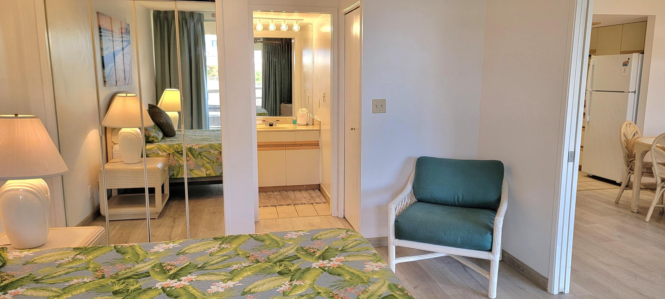 Condo in Kihei · ★4.32 · 1 bedroom · 2 beds · 2 private baths - Image 14