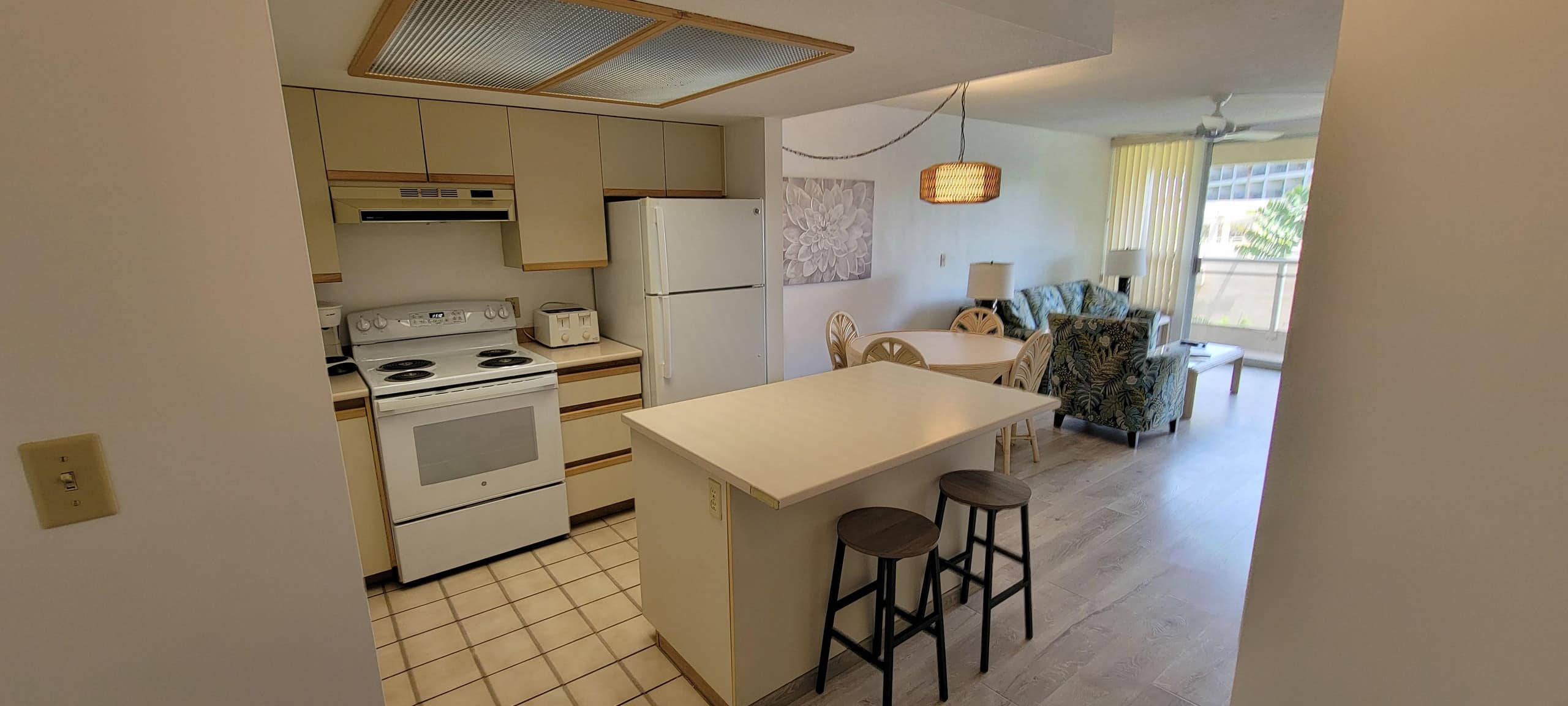 Condo in Kihei · ★4.32 · 1 bedroom · 2 beds · 2 private baths - Image 8