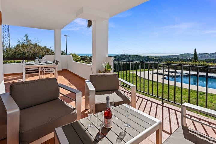 Augusta Sea & Pool View 2467 - Casares