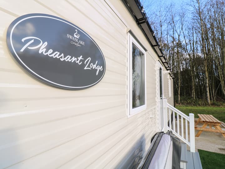 Pheasant Lodge - Loughborough