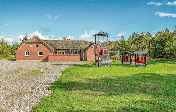 Stunning Home In Ringkøbing With Sauna - Ringkøbing