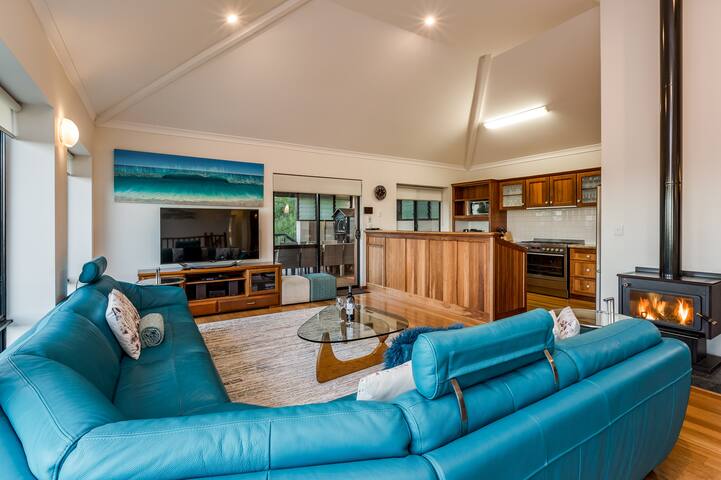 Aqua on Green—Bikes, Kayaks, Ocean Views, and More gallery image 2