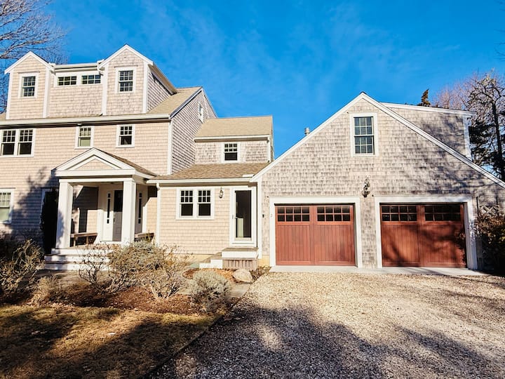 Elegant Coastal Retreat With Ocean Views - Eastham, MA