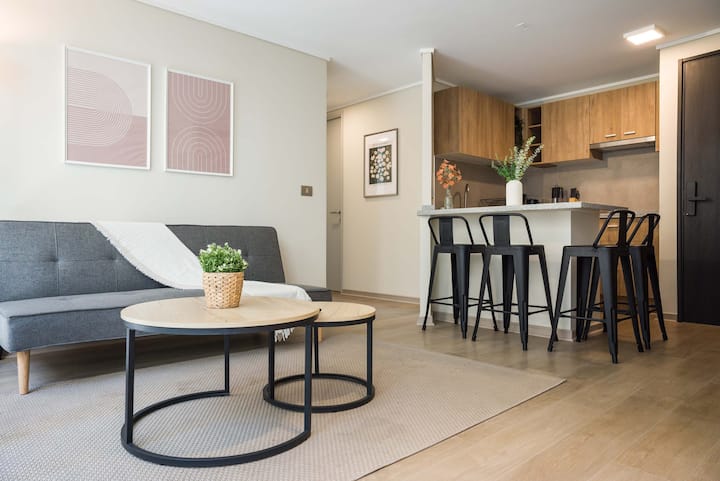 Stylish 2br In Santiago With Balcony 5 Guests - Santiago