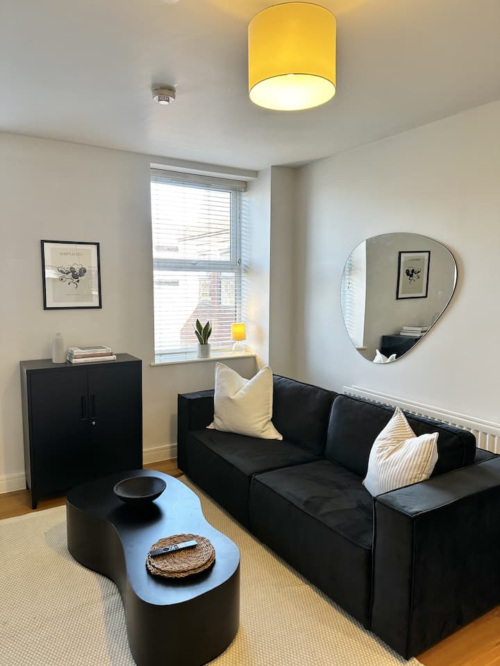 1br Apt Altrincham – Wifi & Free Parking - オルトリナム