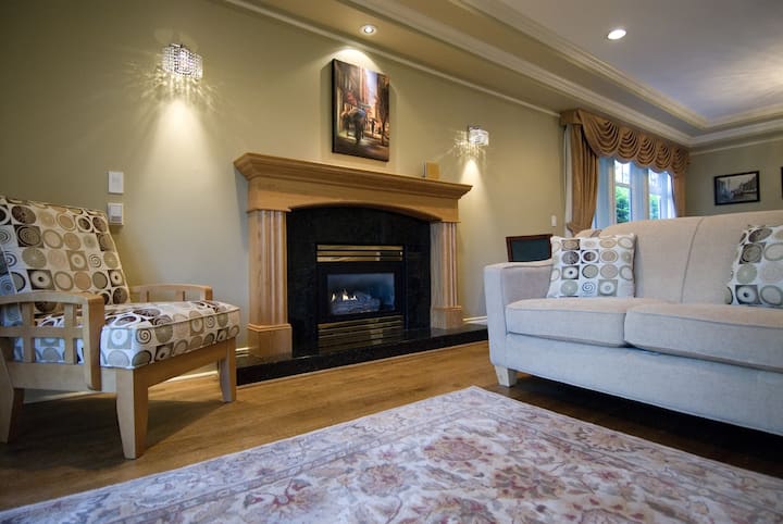 Maison-d'exception-sdb Privée Avec Baignoire Et Do - Vancouver
