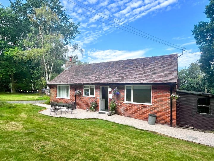 2 Bed In Beaconsfield (Oc-t35951) - Beaconsfield