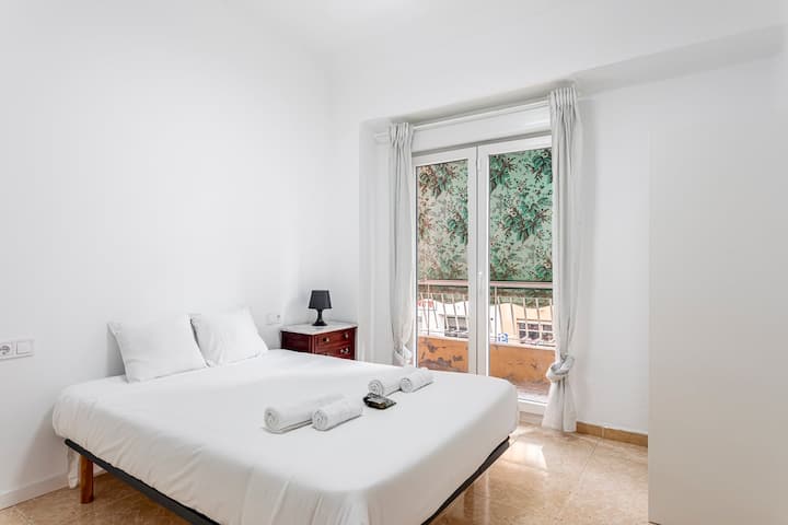 Guest Ready - Bright Flat Welllocated Urban Stay - Valencia
