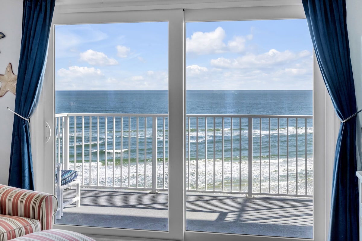 NEW Oceanfront 2/2 | 2 King Suites | Heated Pool