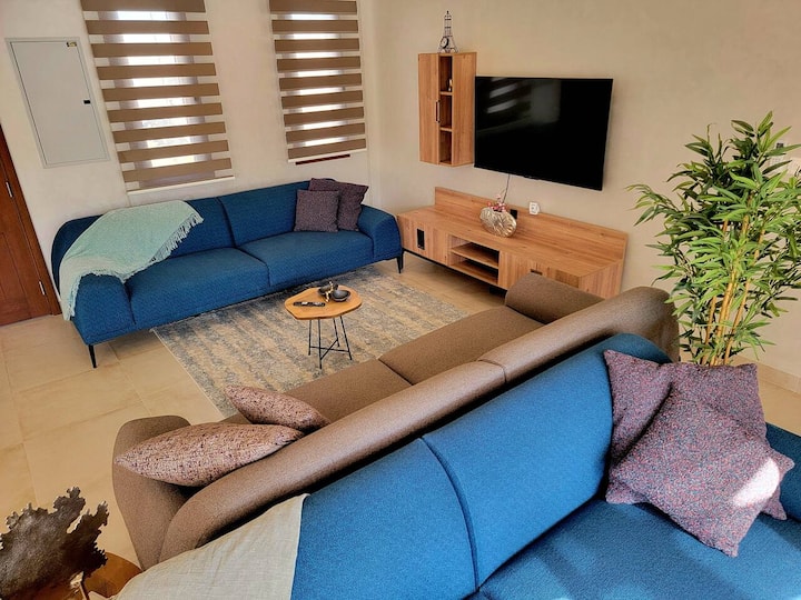 Private Pool Retreat | Full-service Villa - Oman