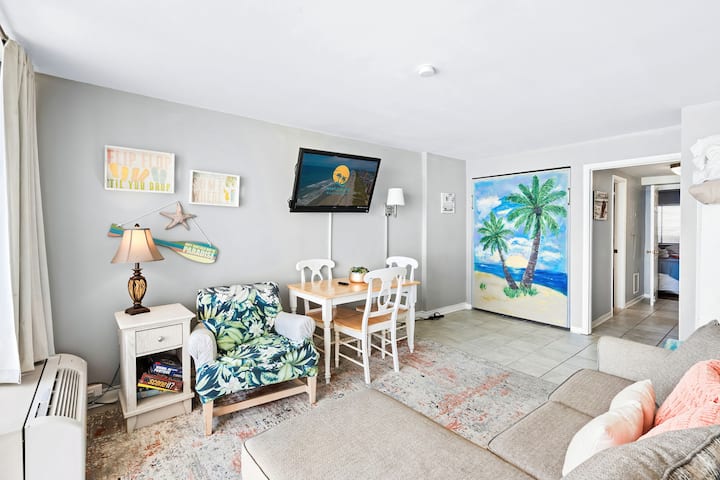 Peaceful Paradise At Palms Resort - Oceanfront! - Myrtle Beach, SC