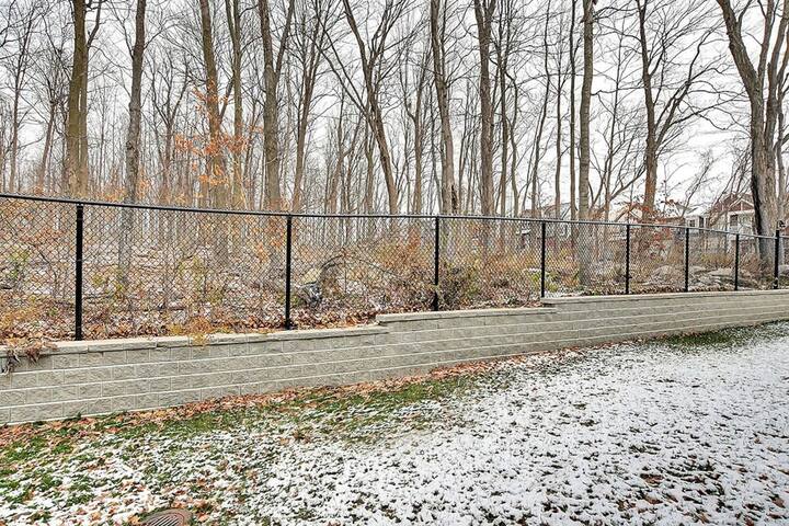 Modern townhome in Kanata w/ direct forest access gallery image 5