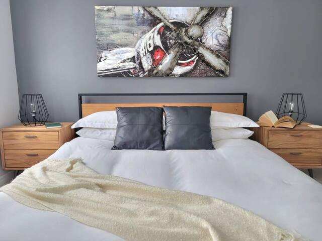 Modern townhome in Kanata w/ direct forest access gallery image 2