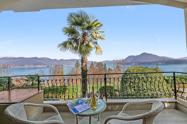 Lake View Escape With Pool, Stresa - Stresa