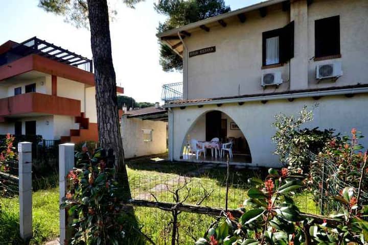 Appartement De Vacances Avec Climatisation, Terras - Bibione