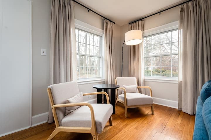 Spacious Nd Home 1.5 Mi To Nd Stadium! - South Bend, IN