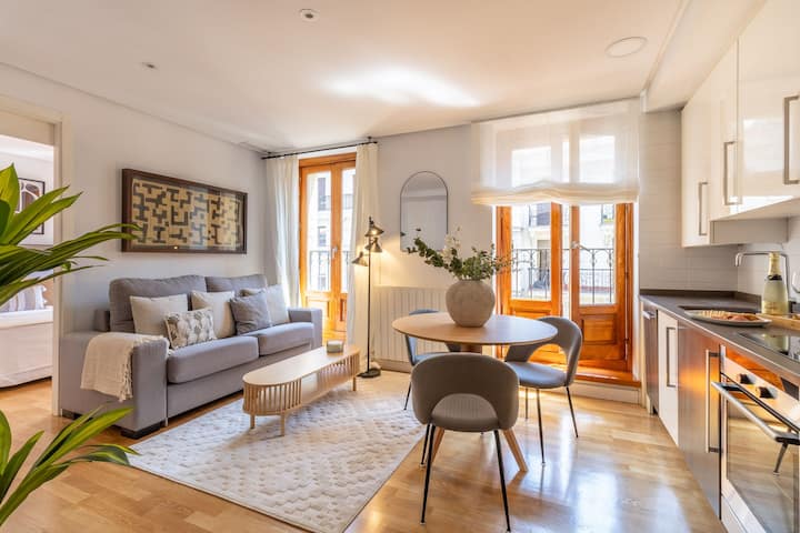 Cozy Apartment For Two In Alcalá Area - マドリード