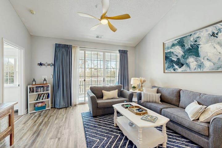 2br Condo W/private Balcony, W/d & Pool - North Myrtle Beach, SC