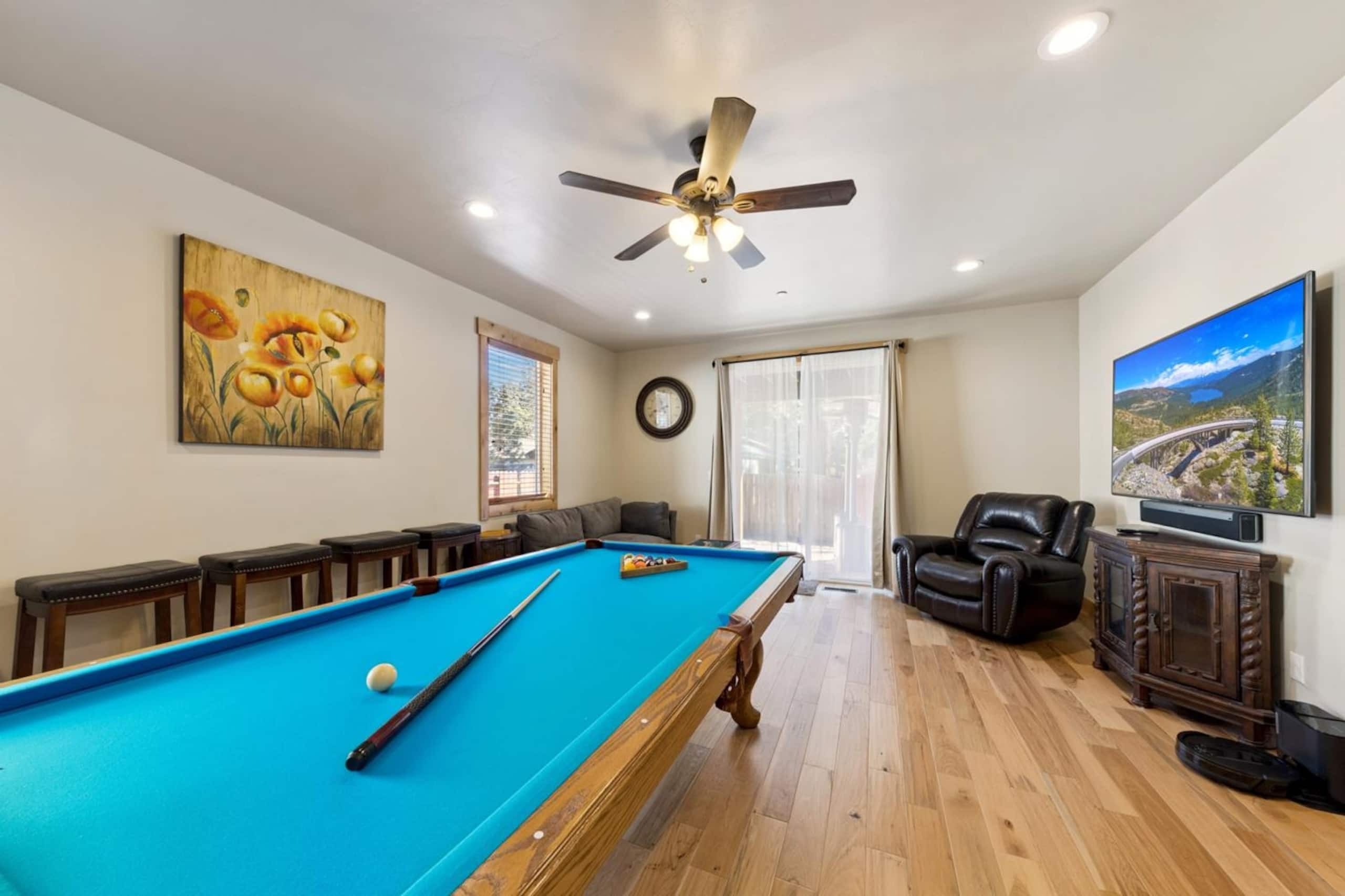 Creekwood Lodge Hot Tub, Game Room, EV Charger - Photo 28