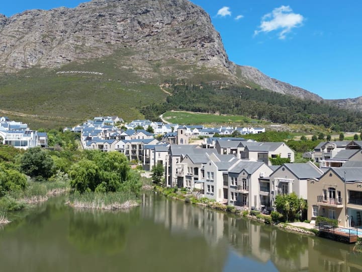 Two Bedroom River Cascade Villa 66 - Franschhoek