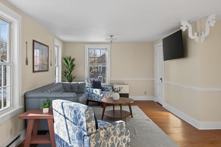 2br Retreat In Downtown Old Orchard - Saco, ME